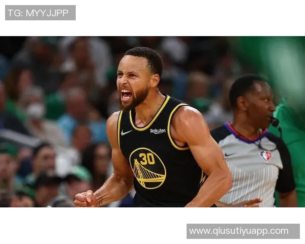 库里追平历史纪录即将迎来第14个赛季GDP组合再度霸榜传奇之路